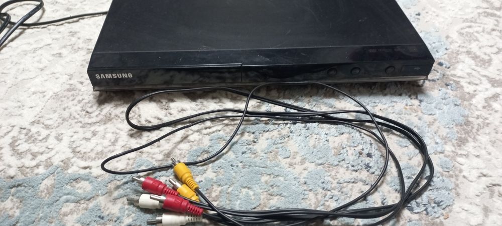 Продам DVD player