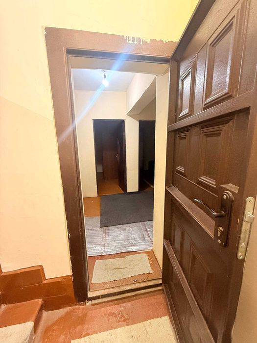 3х комнатная квартира в кирпичном доме 77-серия, Военный городок