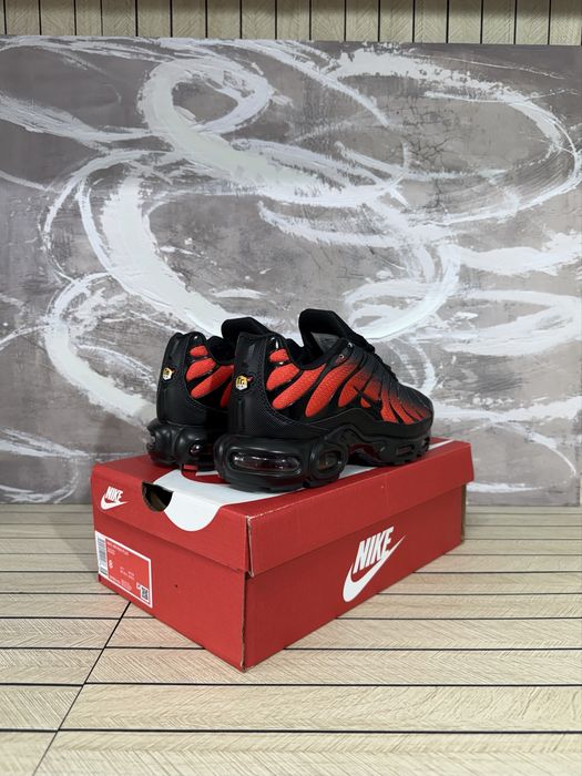 Nike Air Max Plus TN Red Black