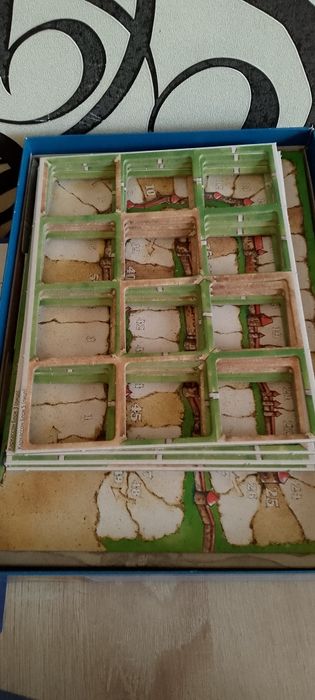 Настольная игра КАРКАССОН (2-Е издание) HOBBY WORLD..