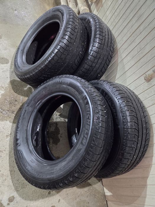 Продам зимние шины Michelin