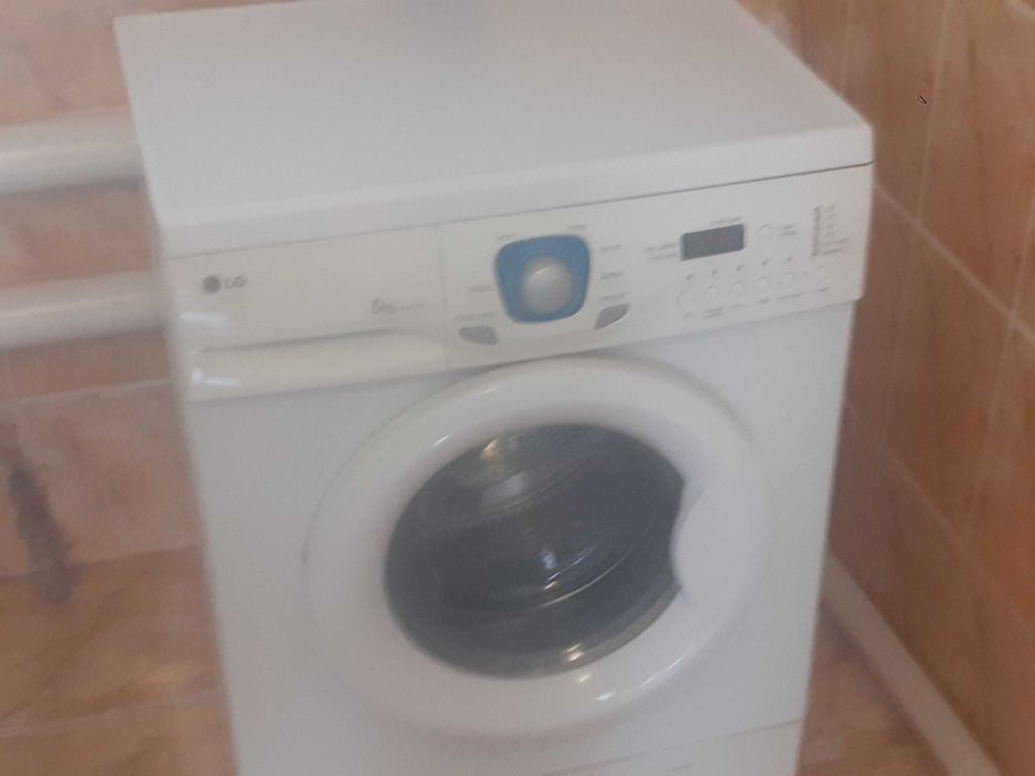 Продам стиральную машину