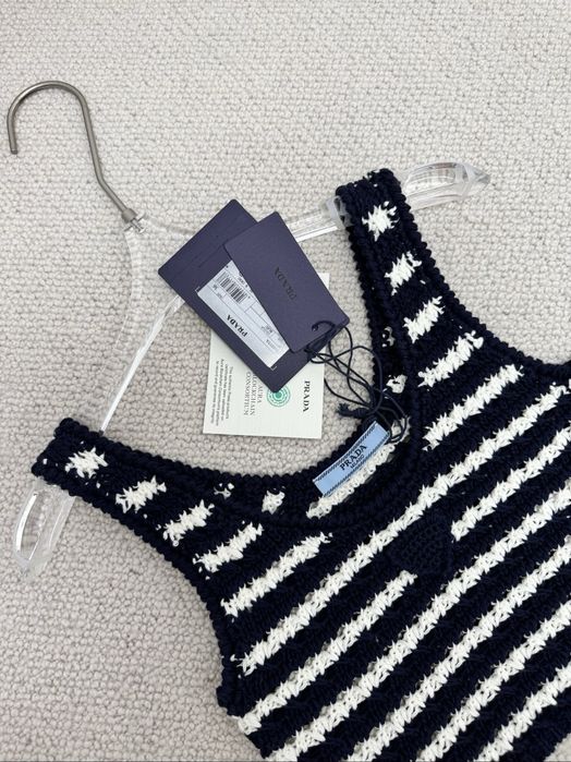 PDA дамски кроп топ от плетиво New Season