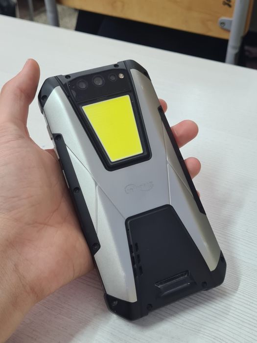 Продам Unihertz tank 01