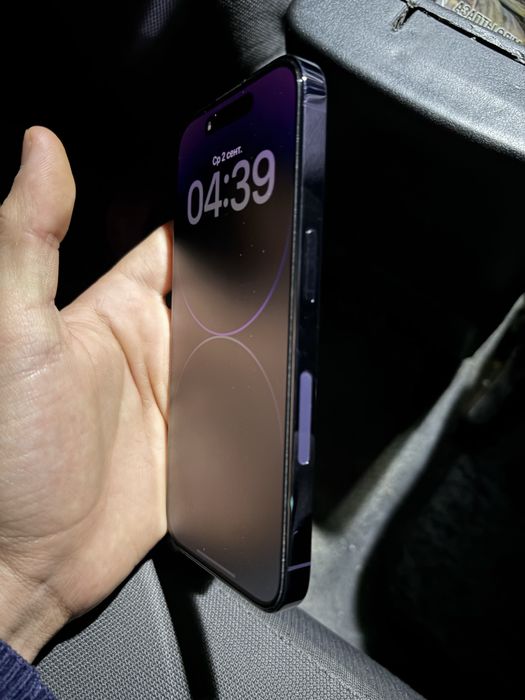 iPhone 14 Pro — Deep Purple