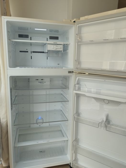 СРОЧНО! Продаю холодильник "LG"