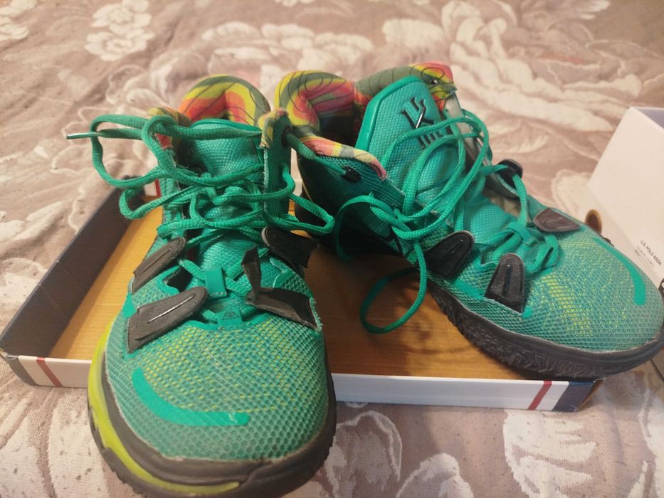 Кроссовки баскетбол