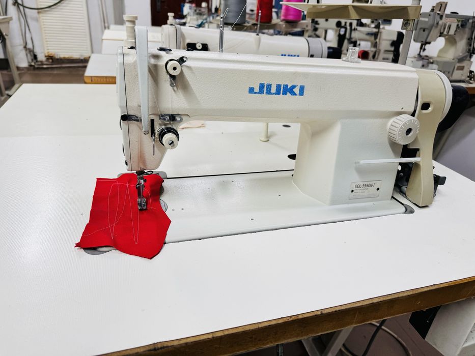Masina de cusut liniar Juki automata cu taiere ata