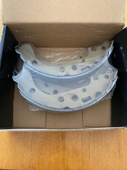 Задняя колодка тайота