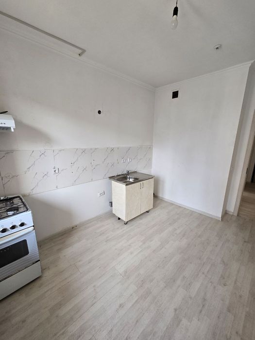 Yashnabod tumani Olmoz mahhalada kvartira sotiladi,16 -qavatli,9-etaji