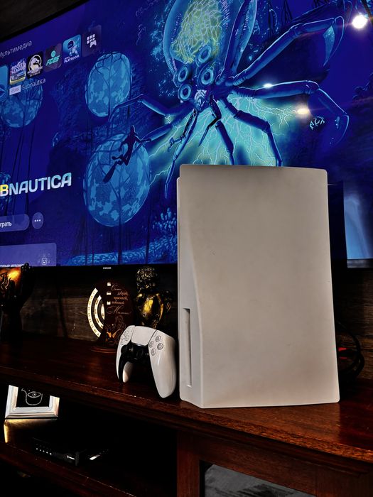 Продам PlayStation 5