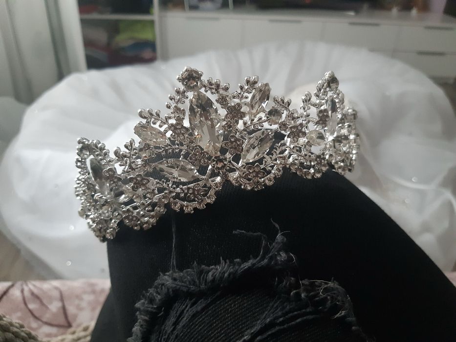 Vand Rochie de mireasa printesa coronita voal geanta