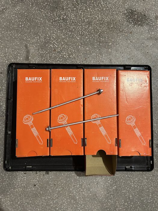 200бр. самопробивни винтове за сандвич панел Baufix 5.5/6.3 200 / 16mm