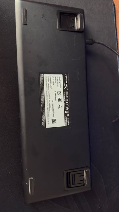 клавиатура HyperX