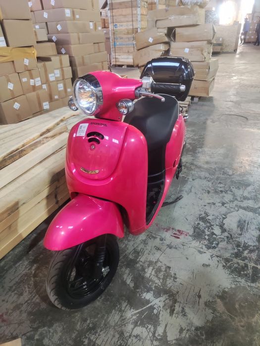 Продам скутер японский