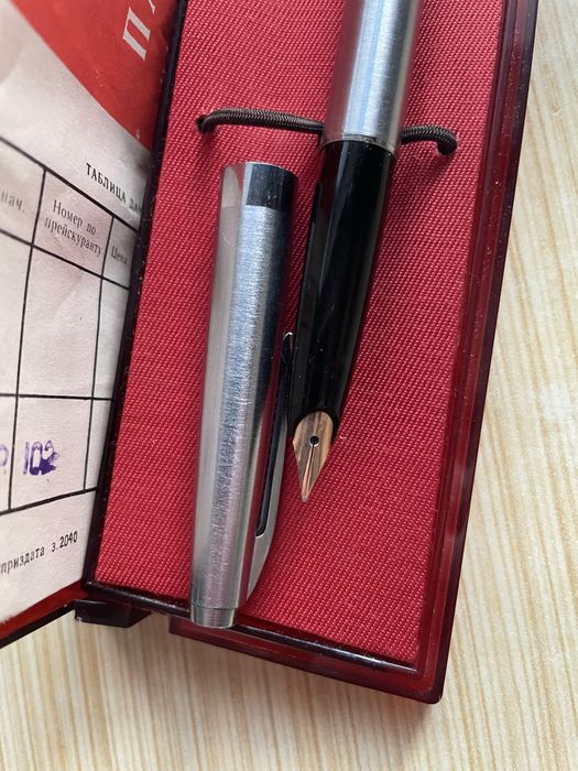 Авторучка с золотым пером 583 пробы