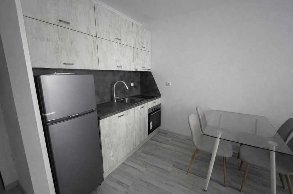 Дава се под наем Двустаен апартамент в София, Банишора - 55 кв.м за 647.19 € - Снимка #2