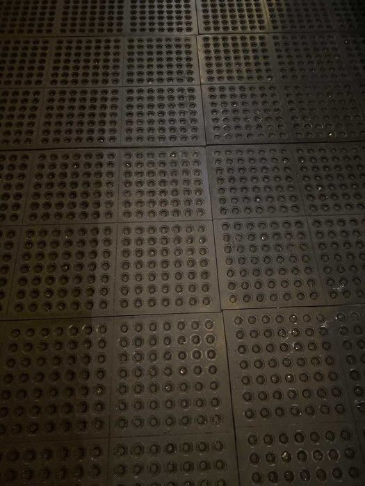 Барная резина,бармат,резина для пола