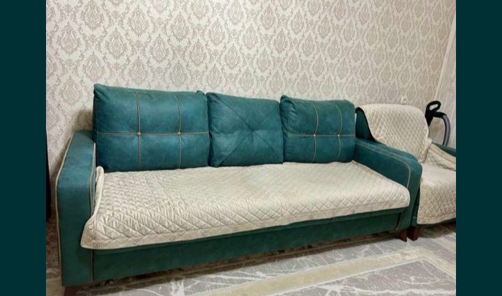 Продам диван Черри