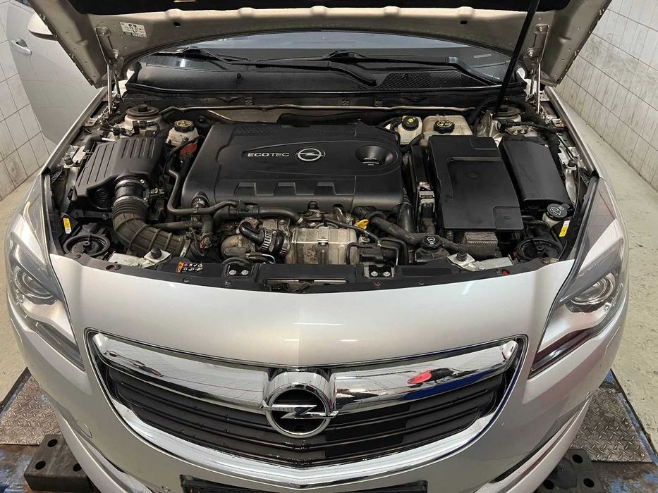 OPEL INSIGNIA 194CP 2015 190,000 km