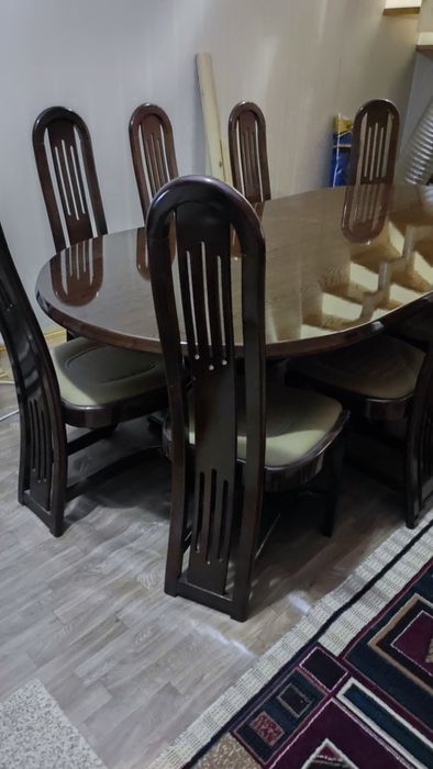 Обеденный стол производство Малайзия