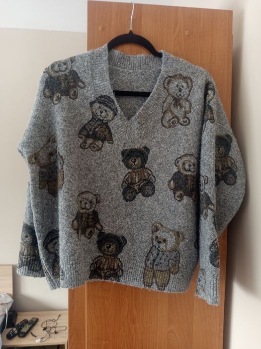 Дамски пуловер L размер