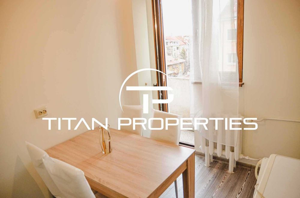 Дава се под наем Двустаен апартамент в София, Център - 40 кв.м за 458.49 € - Снимка #2