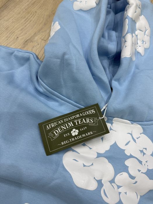 голубая худи denim tears