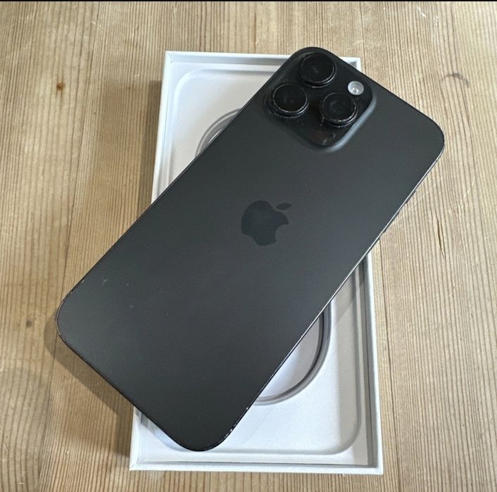 iPhone 16 pro max