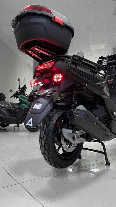 Скутер ТАНК 200 сс