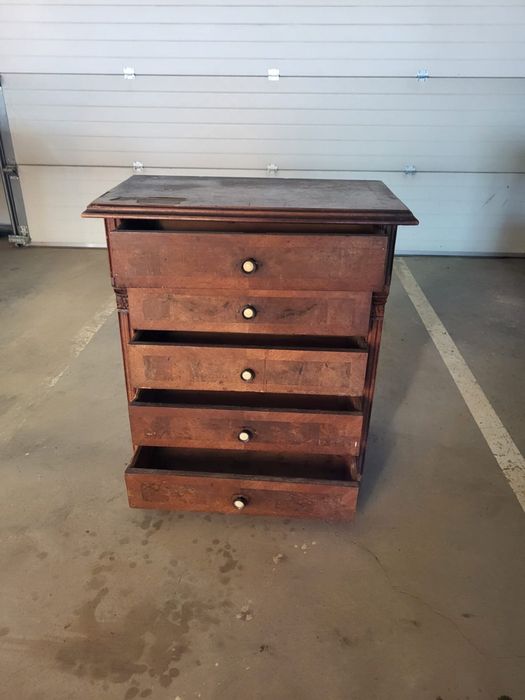 Vand  mobilier, stare buna