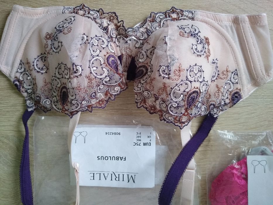 Miriale 75C /85В сутиени и бикини
