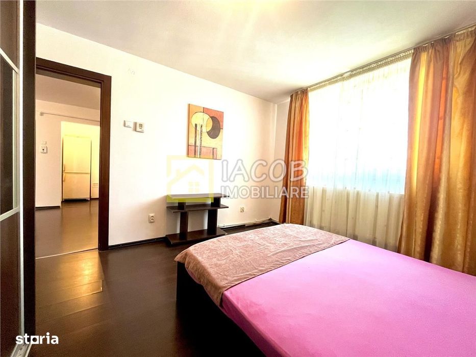 Apartament 3 camere decomandate, strada Martir Horia, Bacau