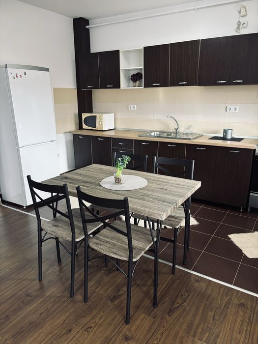Inchiriez apartament 2 camere , zona Unirii pta de Vechituri
