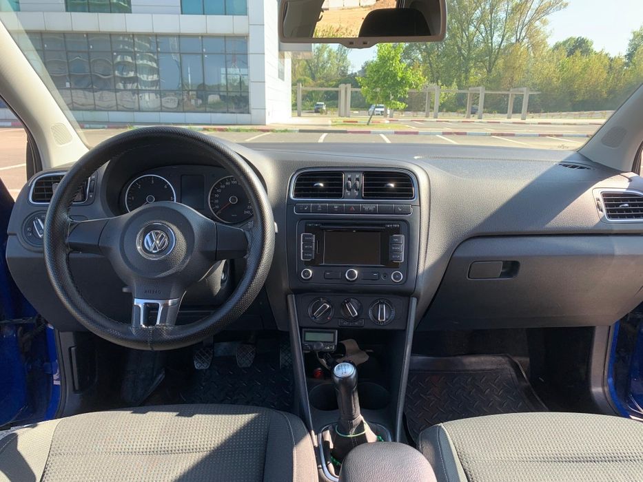 VOLKSWAGEN Polo 0 — imagine 2