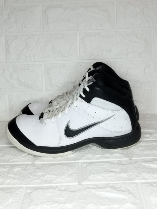 Nike The Overplay , мъжки спортни кецове/42 номер, Adidas