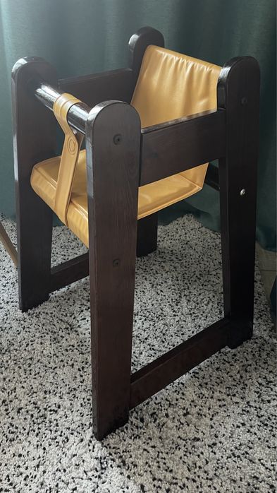 Детски дървен стол