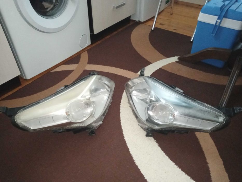 Фарове за Тойота Урбан Крузер