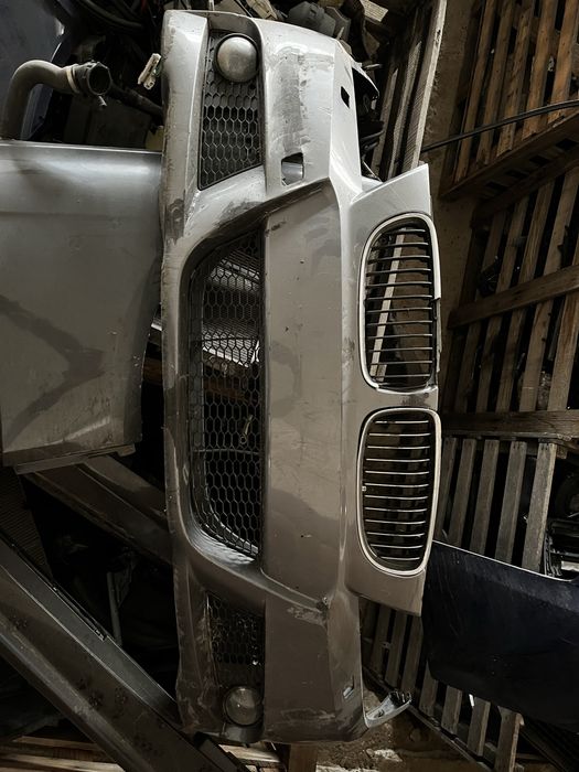 Предна М броня бмв е90/91 фейс