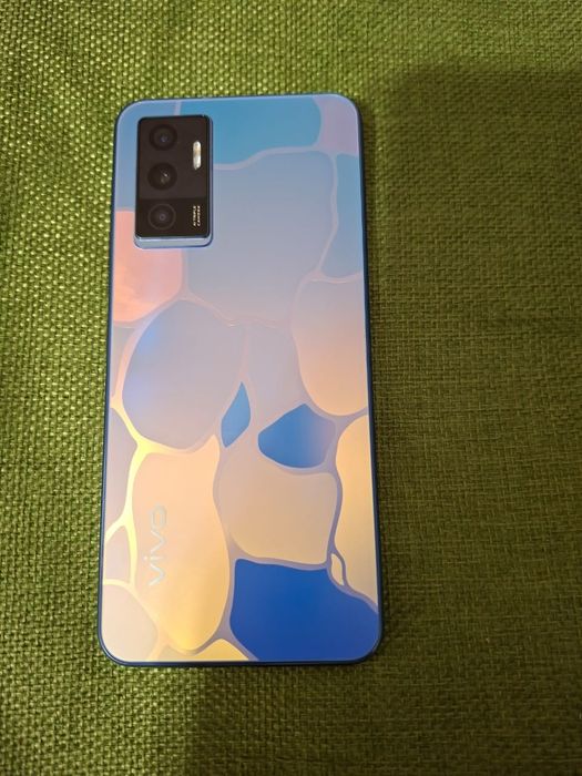 Продам телефон VIVO