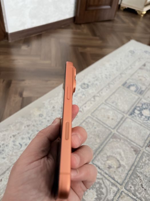 Iphone 17 pro orange