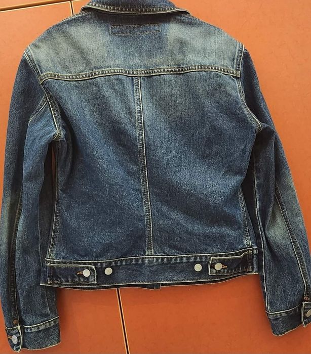 Якета Guess и Trussardi кожено и дънкови