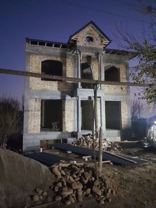 Нолдан уй қурамиз том ёпамиз