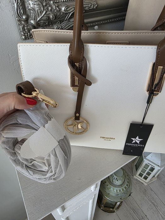 Сет от тренчкот, чанти, обувки