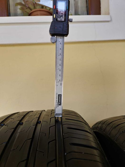 Anvelope Continental Eco Contact 235/55/18 vara.