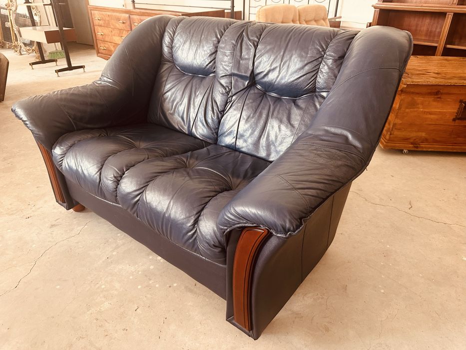 Винтидж кожен фотьойл – италиански дизайн, Natuzzi style, внесен от Швеция