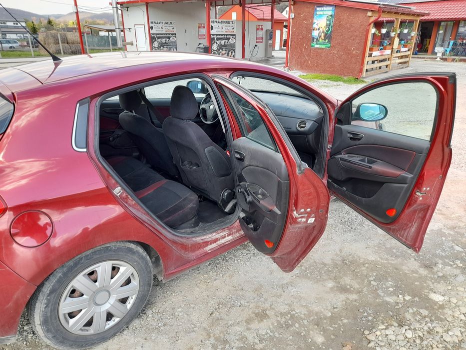 Fiat Bravo 2 1.9 JTD pentru dezmembrat