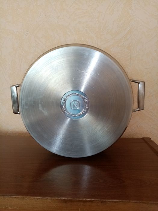 Кастрюля Rondell 4 литра.