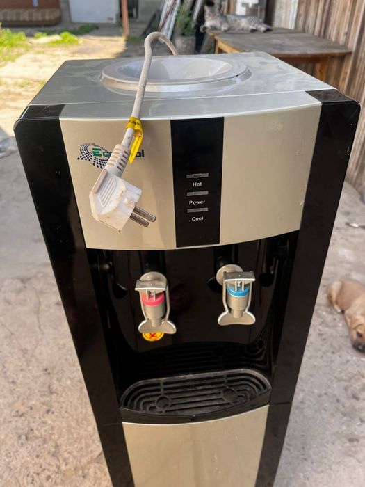 Продам кулер в хорошем состояние