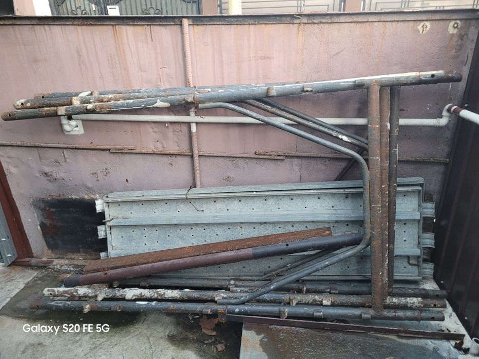 Vand schela metalica